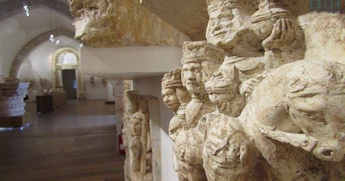 Bari, alla scoperta della gipsoteca: l� dove l'arte rivive in centenari calchi di gesso
